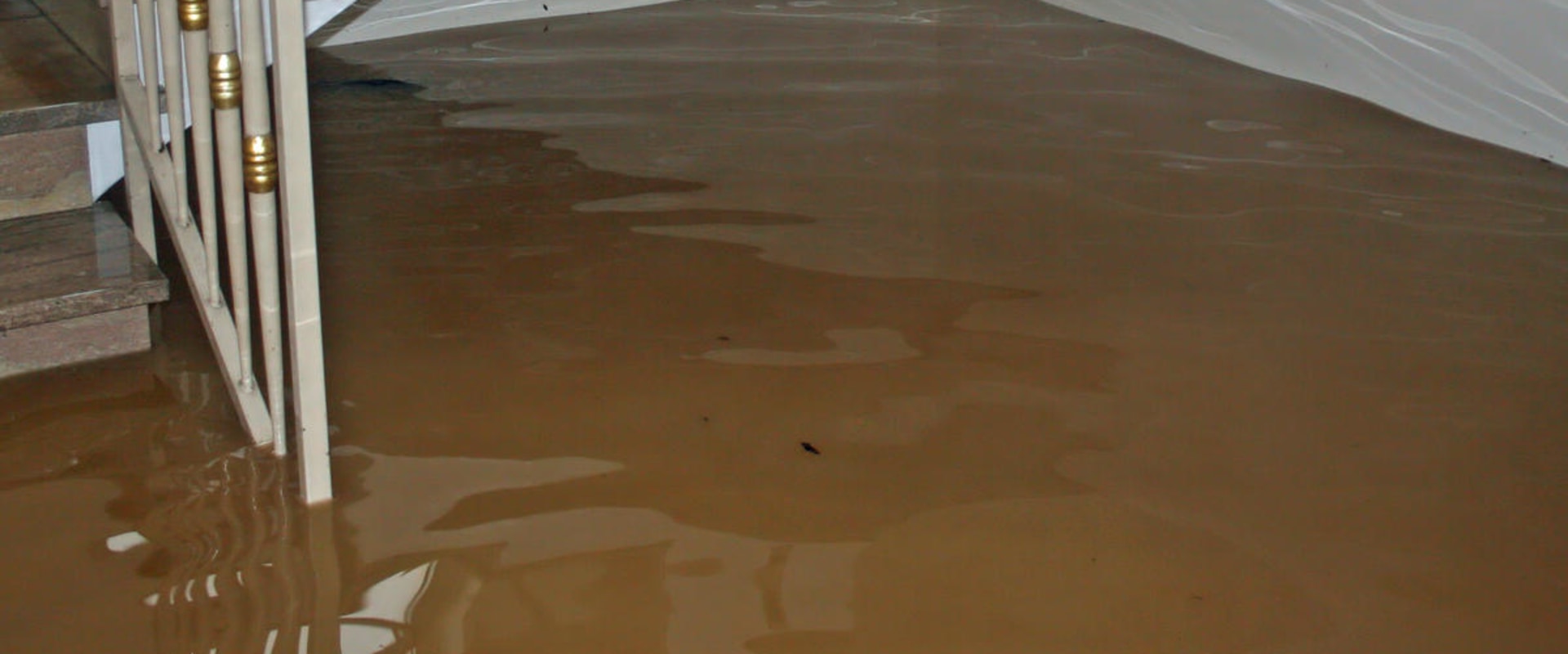 Die versteckten Gefahren von Wasserschäden: Wie schnell können sie Ihr Zuhause zerstören?