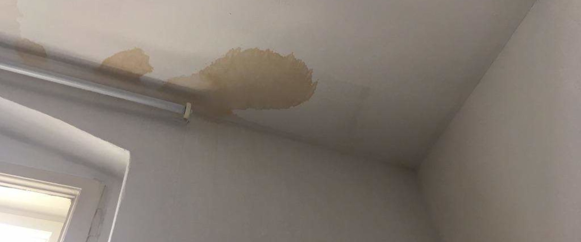 Die unmittelbaren und langfristigen Auswirkungen von Wasserschäden